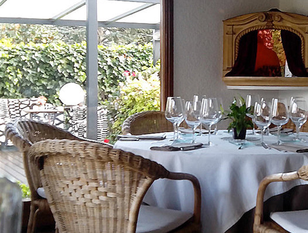 Interior del restaurant l'Orquestra d'Argentona