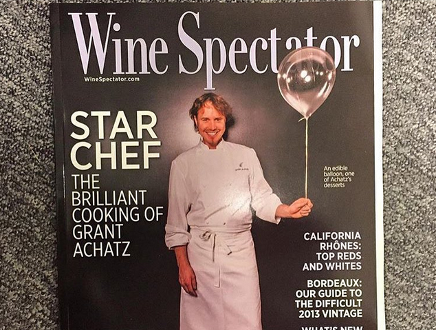 Una revista amb Grant Achaz a la portada