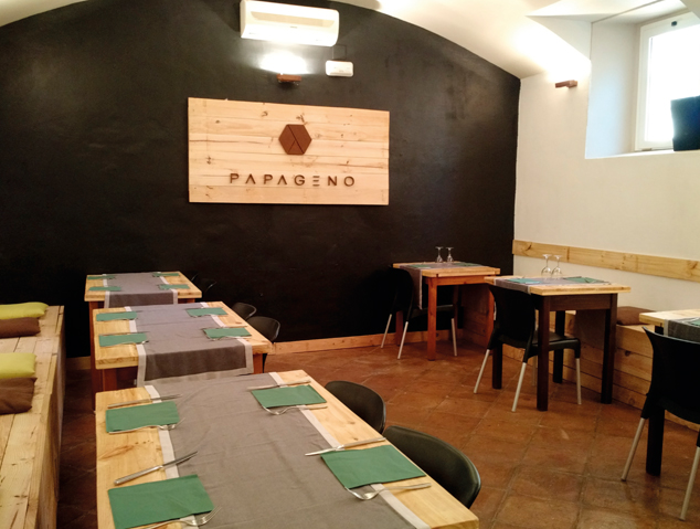 Menjador interior del restaurant Papageno by Nomad de Cabrera de Mar
