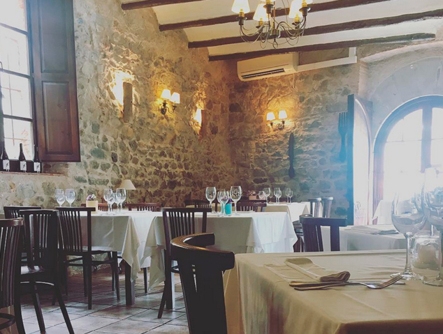 Interior del restaurant El nouAntigó de Teià