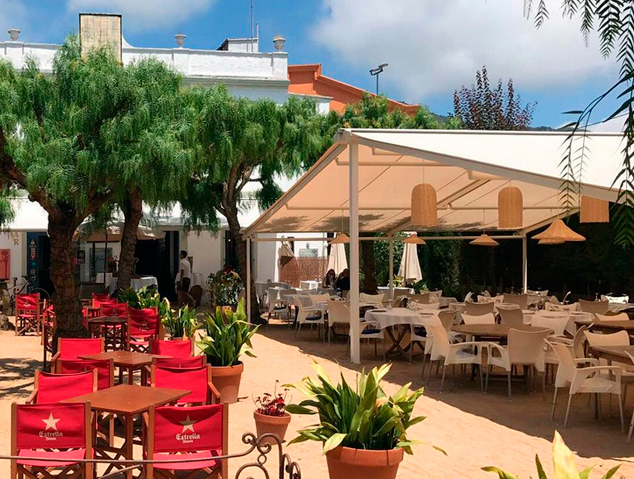 Terrassa del restaurant Can Rin de Cabrils