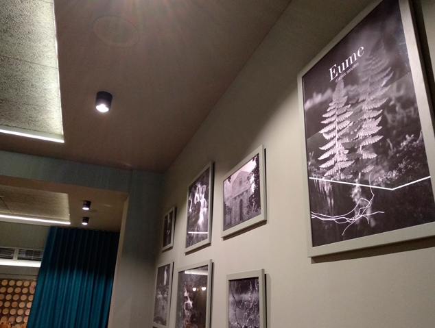 Detall de l'interior del restaurant Eume de Mataró 