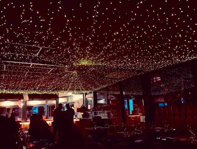 interior del restaurant Ostres Quin Raconet de Caldes d'Estrac 