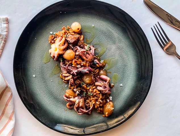 Un dels plats de l'Hostal de la Plaça de Cabrils